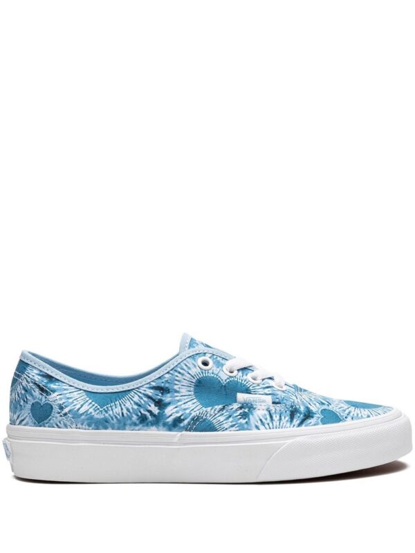 19872501_44508528_1000.jpg Vans Authentic "Tie-Dye Hearts" sneakers