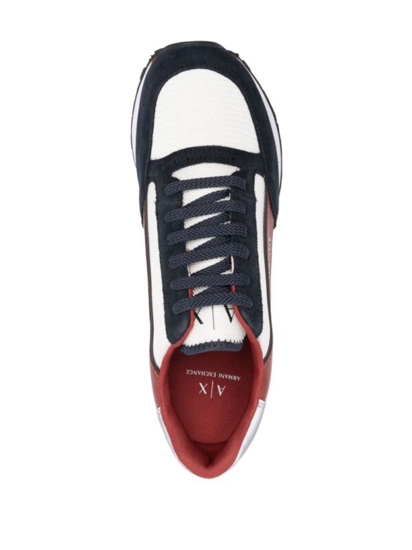 20123433_50397102_1000.jpg Armani Exchange panelled low-top sneakers