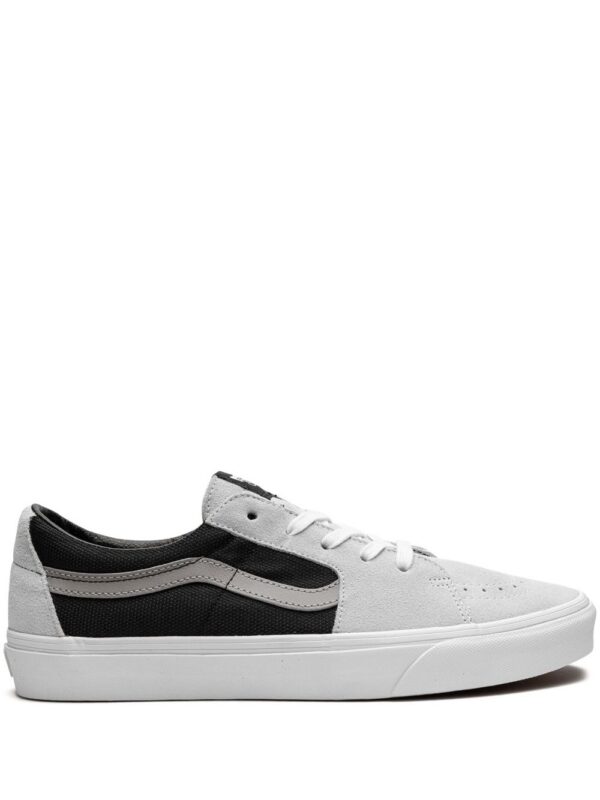 20176923_50067431_1000.jpg Vans Sk8-Low suede sneakers