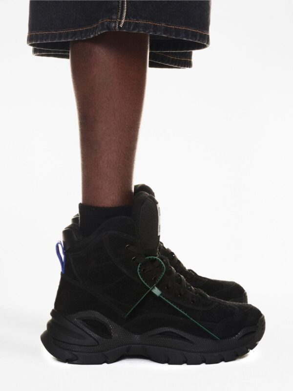20535226_50542914_1000_5e74e3ea-ca18-4e63-9915-42ca954607e7.jpg Off-White Hiker hi-top sneakers