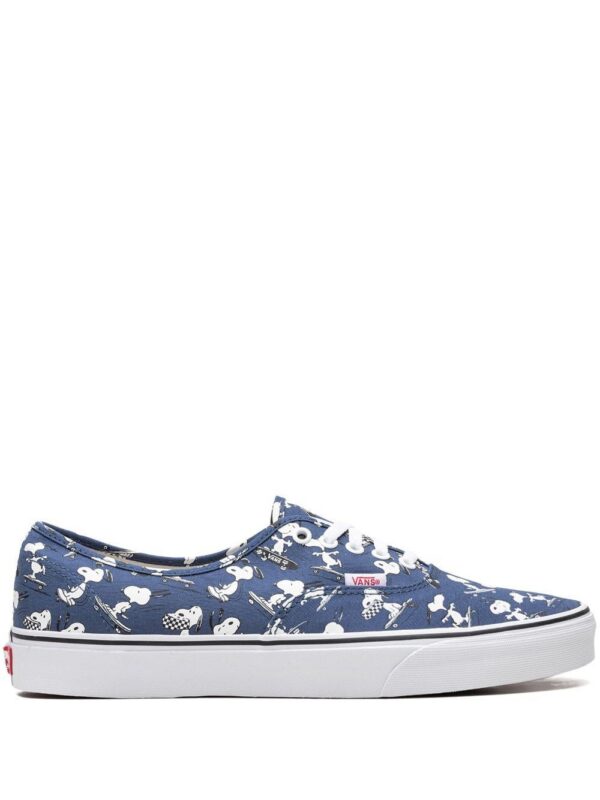 Vans x Peanuts Authentic "Snoopy Skating" sneakers