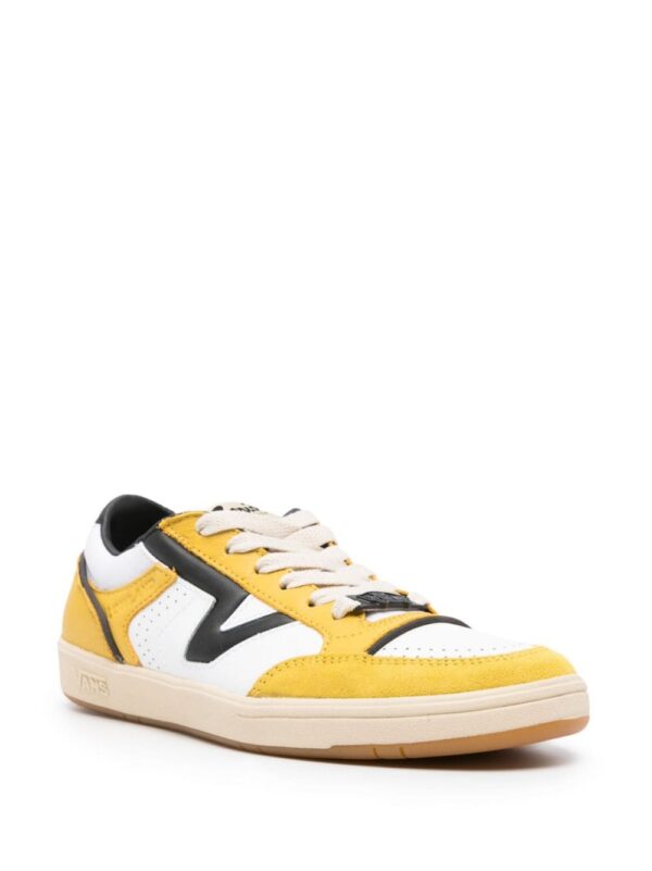 21029795_51294246_1000.jpg Vans Lowland panelled sneakers