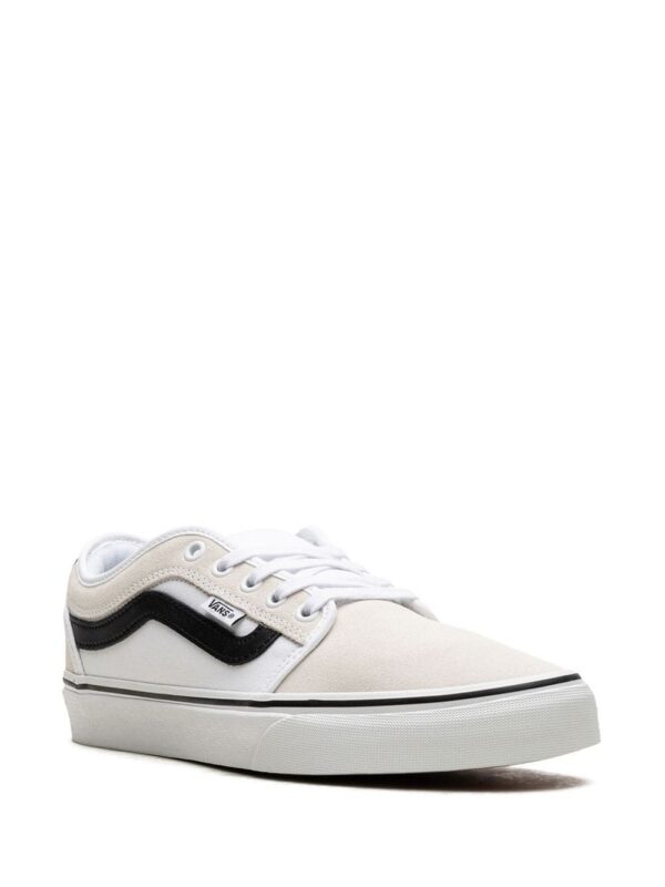 21230820_51067039_1000.jpg Vans Chukka Low "White/Black" sneakers