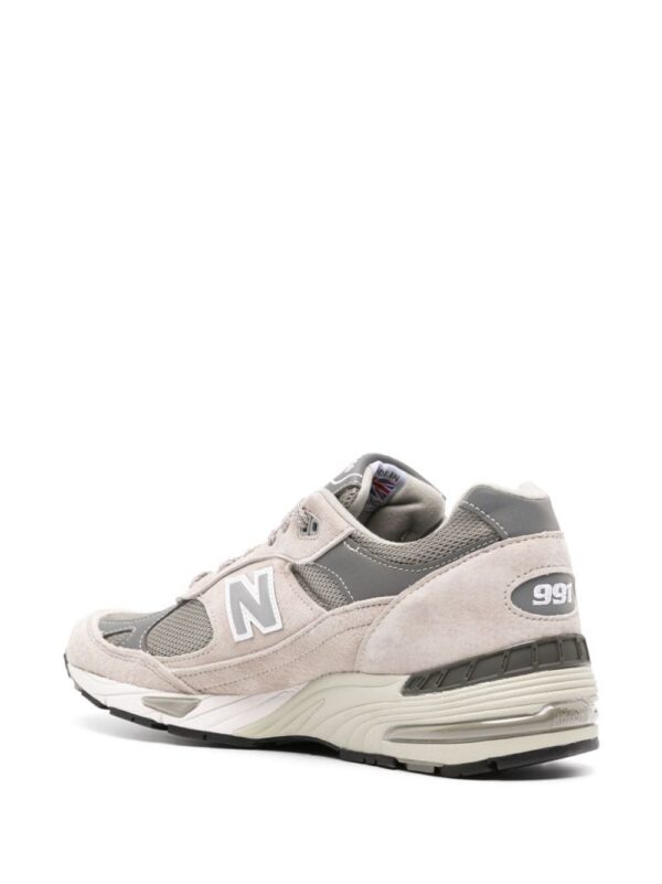 21327046_51328358_1000_1.jpg New Balance Made in UK 991 panelled sneakers