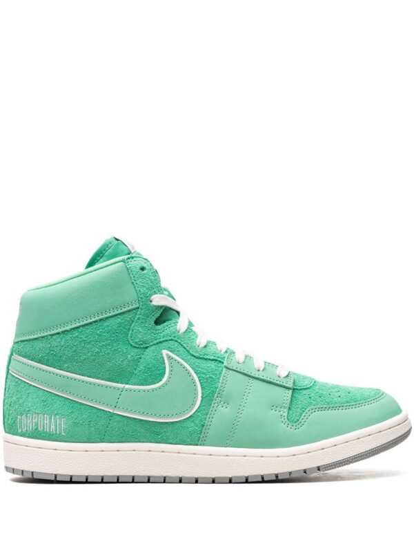 21352297_51634232_1000.jpg Jordan x Corporate Air Ship "Light Menta" sneakers
