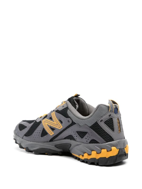 21352373_51535097_1000.jpg New Balance 610v1 leather sneakers