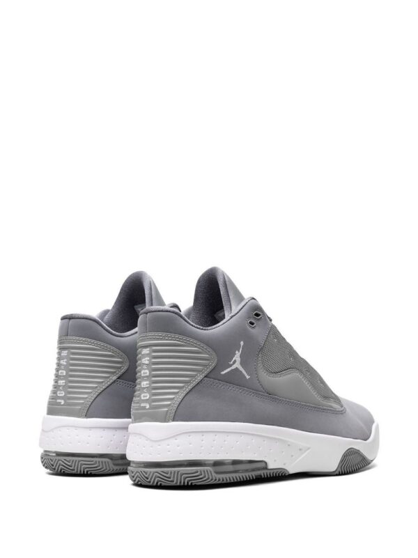 21679370_51591246_1000.jpg Jordan Max Aura 2 "Cool Grey" sneakers