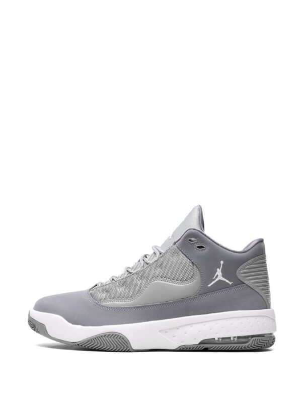 21679370_51591778_1000.jpg Jordan Max Aura 2 "Cool Grey" sneakers