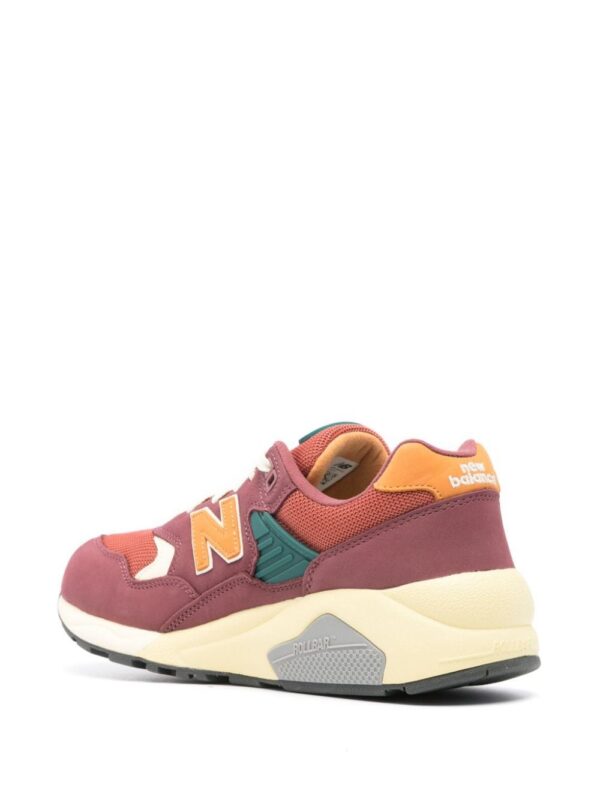 22157367_52023367_1000.jpg New Balance 580 panelled sneakers