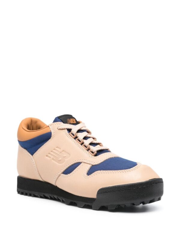 22259616_52080436_1000.jpg New Balance Rainier panelled sneakers