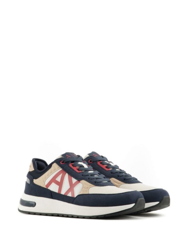 22406381_52637171_1000.jpg Armani Exchange logo-print low-top sneakers
