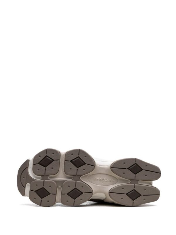 22457049_52367808_1000.jpg New Balance 9060 "Mushroom/Brown" sneakers