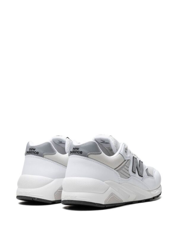 22819251_52826151_1000.jpg New Balance 580 low-top sneakers