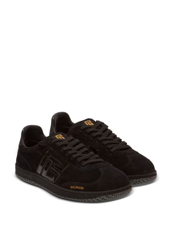 23538110_53445971_1000.jpg Balmain Swan suede sneakers