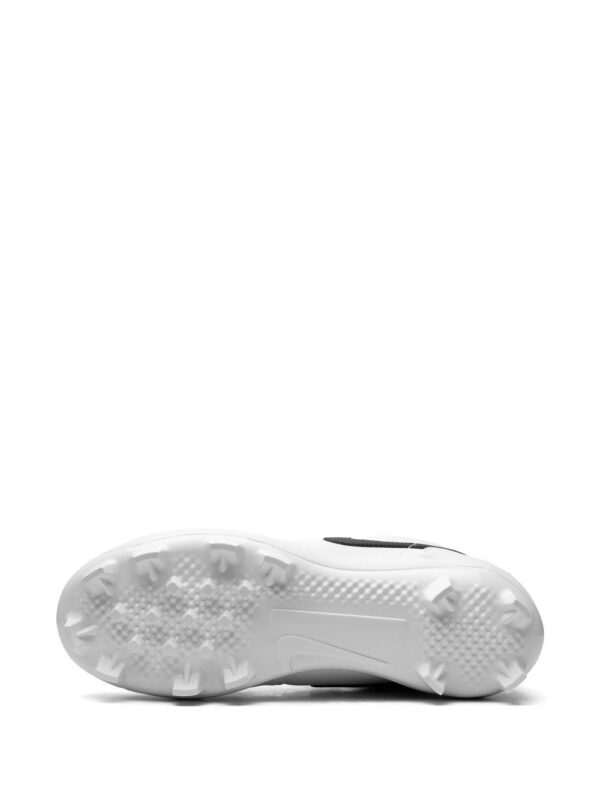 23643262_53561319_1000.jpg Jordan Air Jordan 1 Retro MCS Low "White/Black" baseball cleats