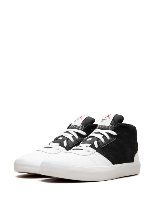 23693397_53581285_1000.jpg Jordan Air Jordan Series Mid "Black/White/University Red" sneakers