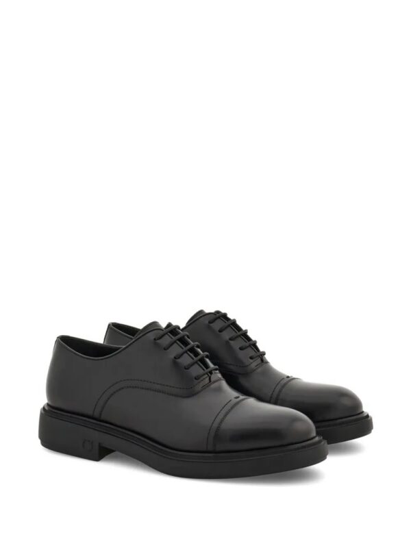Ferragamo  toe-capped leather oxford shoes