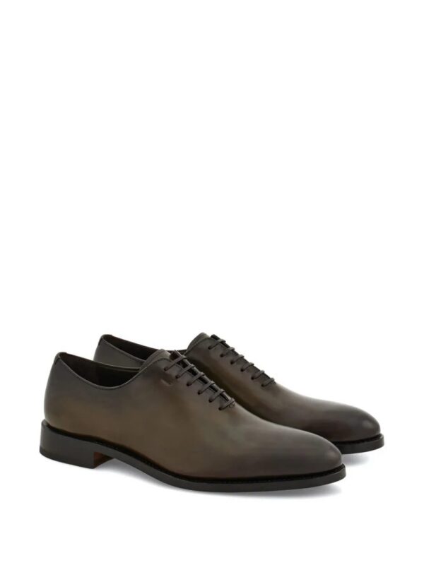 25852004_55869159_1000.jpg Ferragamo lace-up Oxford shoes
