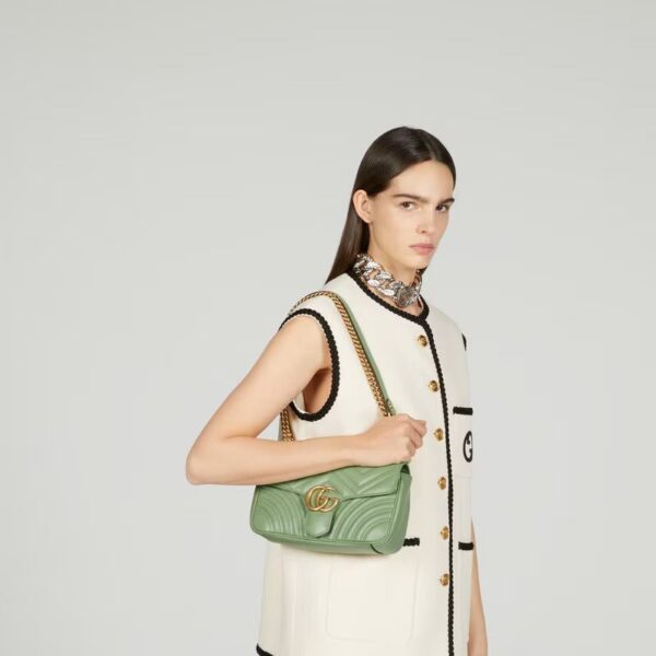 443497_AABZC_3408_003_100_0000_Light-GG-Marmont-small-shoulder-bag.jpg Gucci GG Marmont small shoulder bag