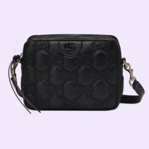 702234_FABLA_1000_001_071_0023_Light-GG-Matelass-small-bag.jpg Gucci GG Matelassé small bag