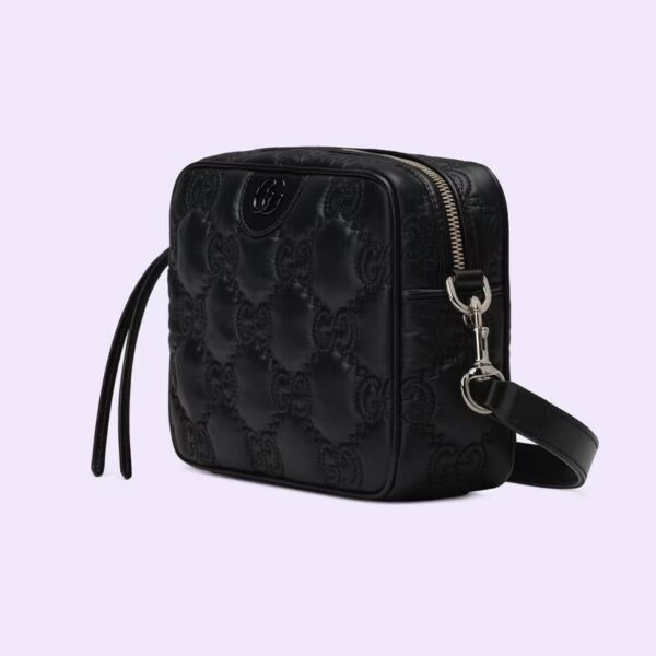 702234_FABLA_1000_002_071_0023_Light-GG-Matelass-small-bag.jpg Gucci GG Matelassé small bag