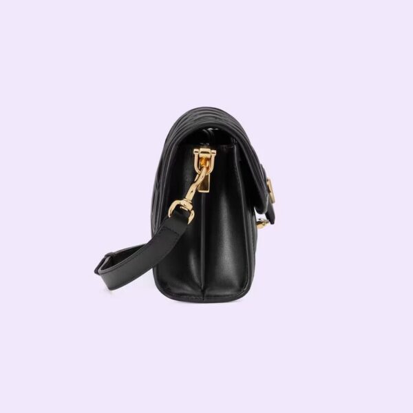 724529_UM8HG_1046_010_078_0000_Light-GG-Matelass-small-bag.jpg Gucci GG Matelassé small bag