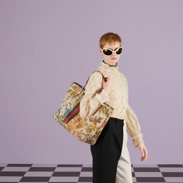 726755_FABHV_9802_003_100_0000_Light-Ophidia-GG-Flora-large-tote-bag.jpg Gucci Ophidia GG Flora large tote bag