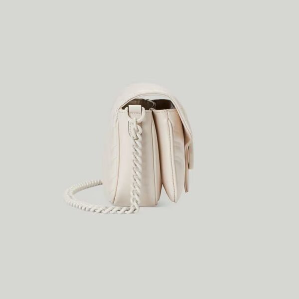 734814_DAAAI_9022_010_100_0000_Light-GG-Marmont-matelass-shoulder-bag.jpg Gucci GG Marmont matelassé shoulder bag