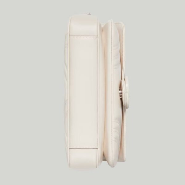 734814_DAAAI_9022_015_100_0000_Light-GG-Marmont-matelass-shoulder-bag.jpg Gucci GG Marmont matelassé shoulder bag