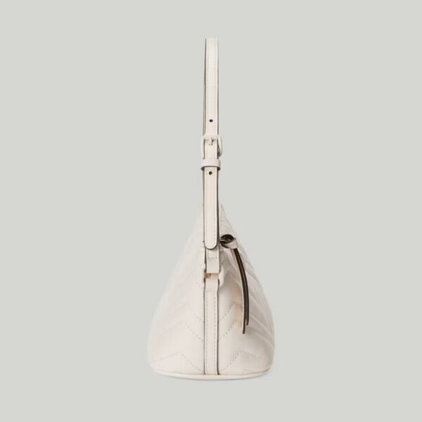 739166_DAAAH_9022_010_066_0000_Light-GG-Marmont-shoulder-bag.jpg Gucci GG Marmont shoulder bag