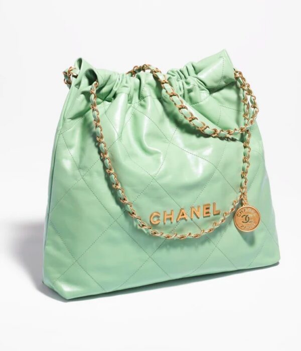 Chanel 22 Handbag