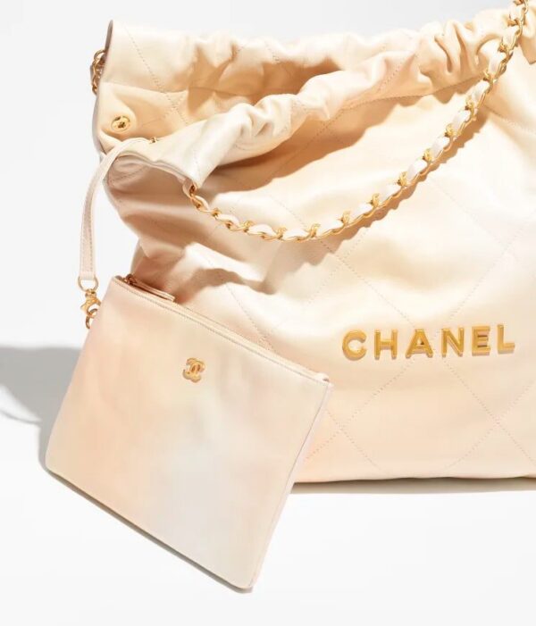 Chanel 22 Handbag
