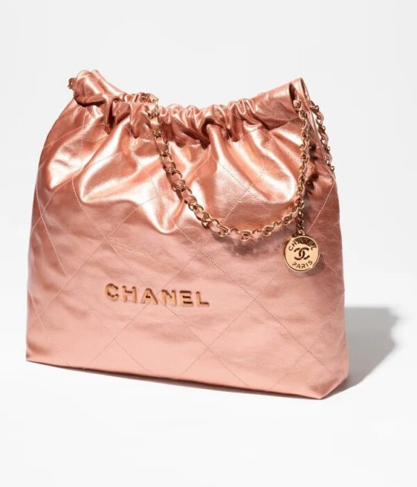 Chanel 22 Handbag