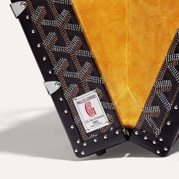PALACEMMLTY01CL01P_3_dos_de67.jpg Goyard Palace MM Trunk Bag