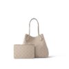 Louis Vuitton Blossom MM