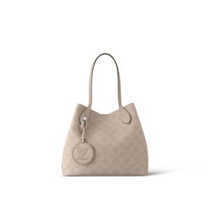 louis-vuitton-blossom-mm-mahina-leather-handbags-M21852_PM2_Frontview.jpg Louis Vuitton Blossom MM