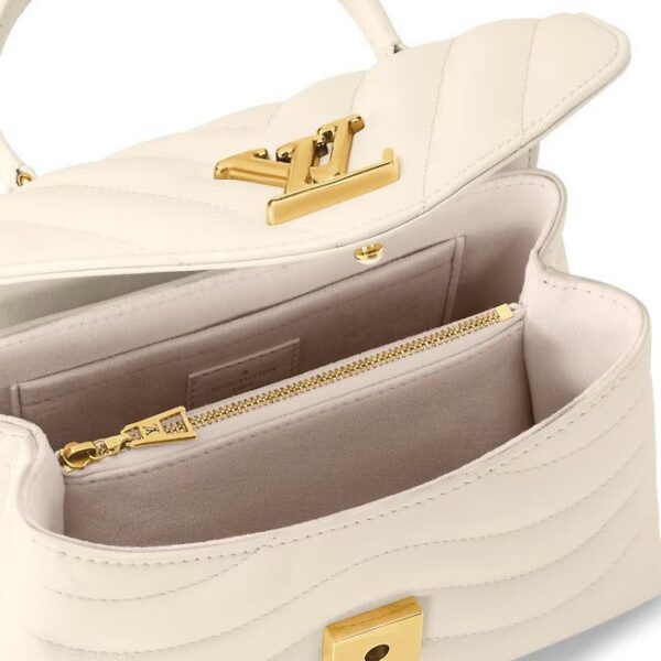 Louis Vuitton Hold Me
