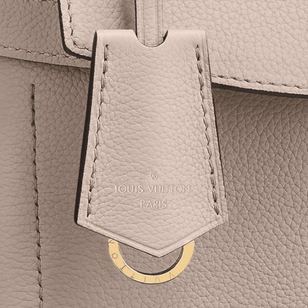 Louis Vuitton  Lockme Ever MM