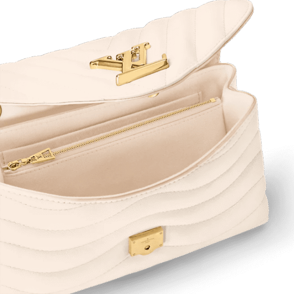 Louis Vuitton New Wave Chain Bag MM