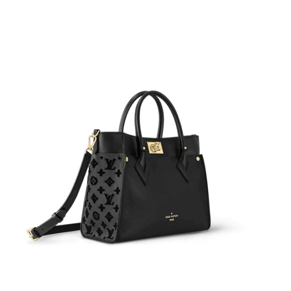 Louis Vuitton On My Side MM