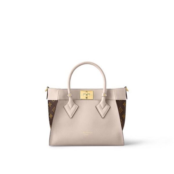 Louis Vuitton On My Side PM
