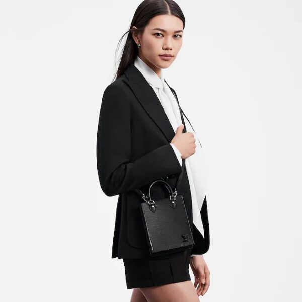 Louis Vuitton Petit Sac Plat
