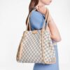 Louis Vuitton  Propriano