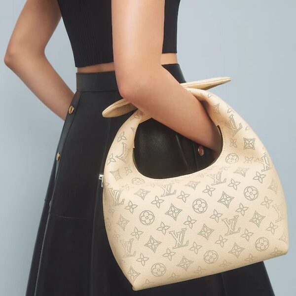 Louis Vuitton Why Knot PM